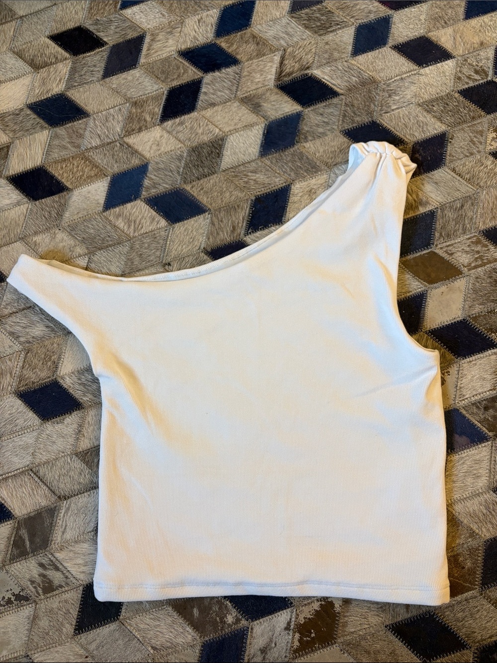 Women’s One-Shoulder Ribbed Crop Top - White